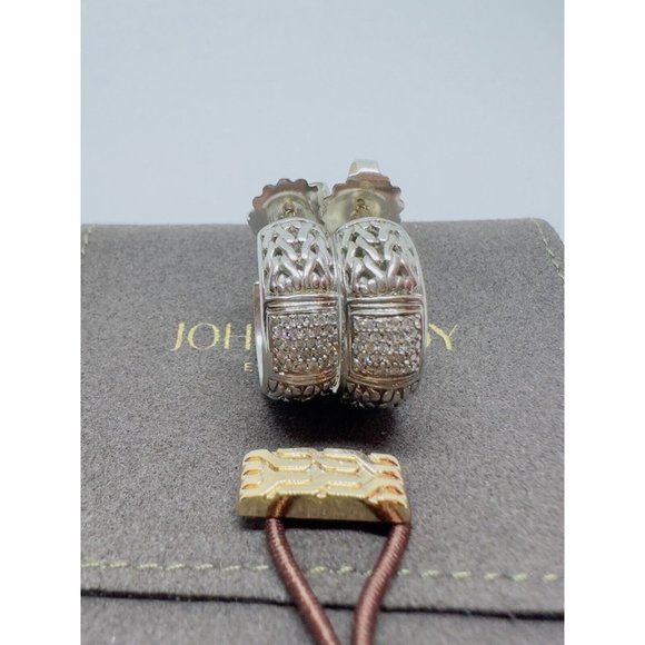 John Hardy $1350Diamond Carved Chain Pave Medium Hoop Earrings 18kt Post .50CT